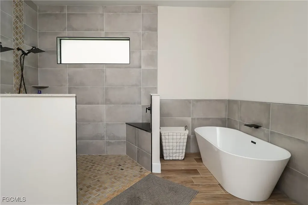 19401 Witts End Alva FL 33920