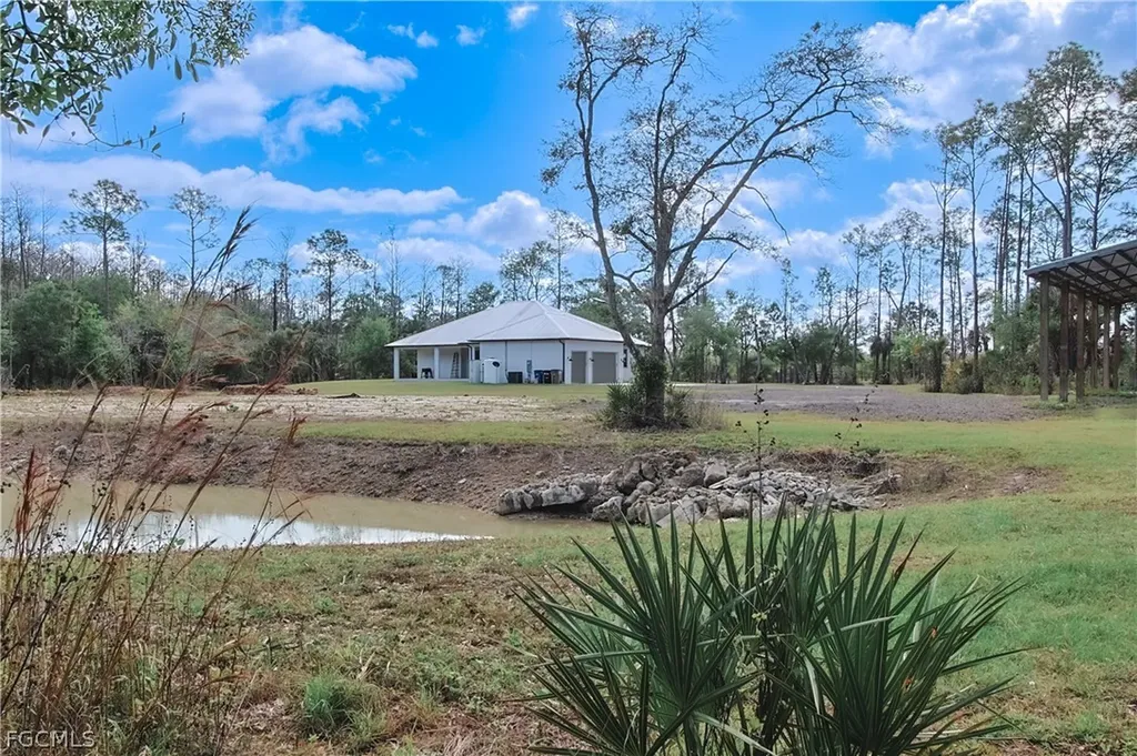 19401 Witts End Alva FL 33920