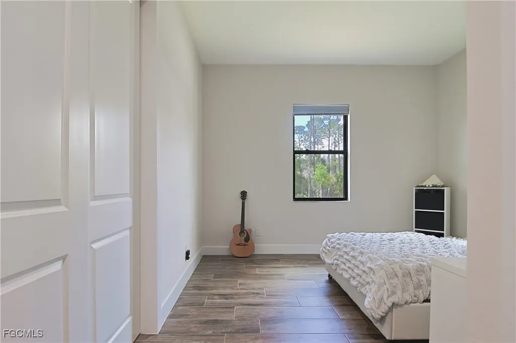 19401 Witts End Alva FL 33920