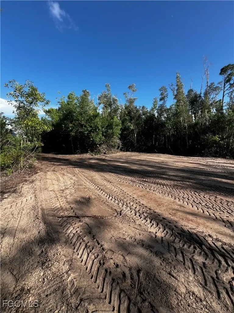 8721 Redwood Drive St. James City FL 33956