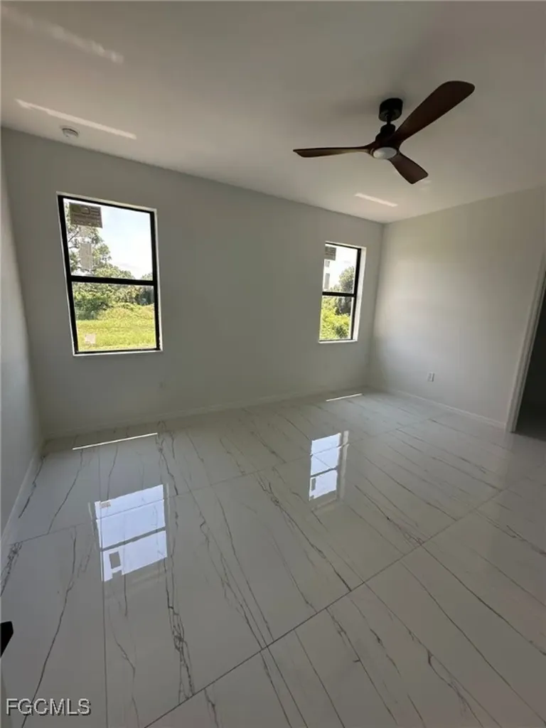 1049 Citrus Avenue S Lehigh Acres FL 33974