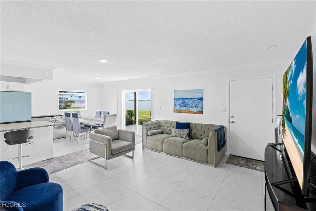 3225 E Riverside Drive Fort Myers FL 33916