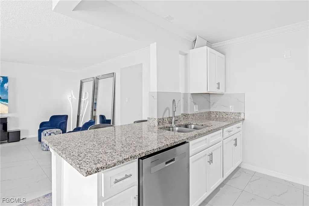 3225 E Riverside Drive Fort Myers FL 33916