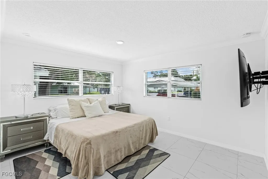 3225 E Riverside Drive Fort Myers FL 33916