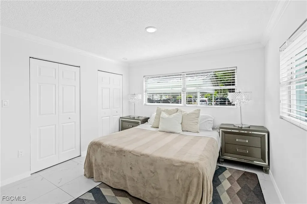 3225 E Riverside Drive Fort Myers FL 33916