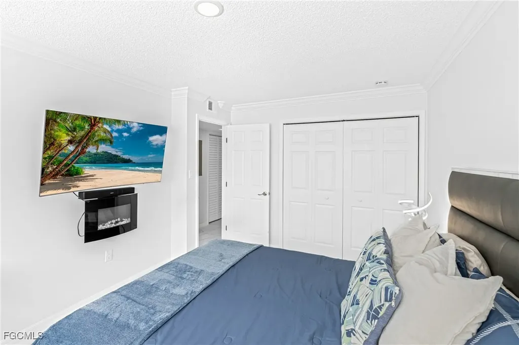 3225 E Riverside Drive Fort Myers FL 33916