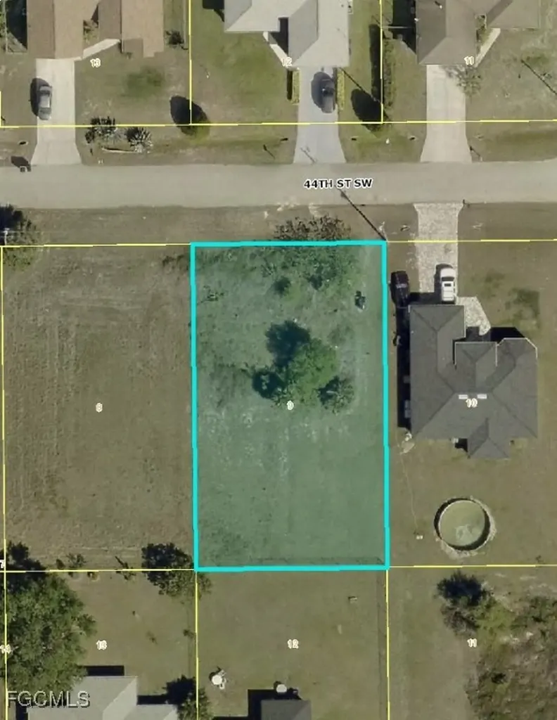 2703 44th Street SW Lehigh Acres FL 33976