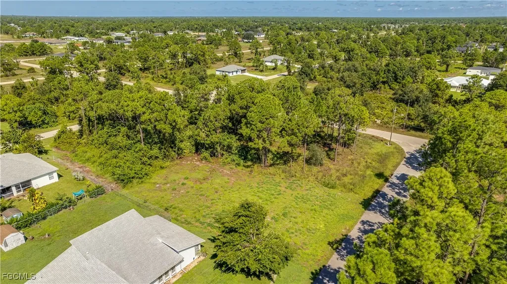 1042 Marathon Avenue S Lehigh Acres FL 33974