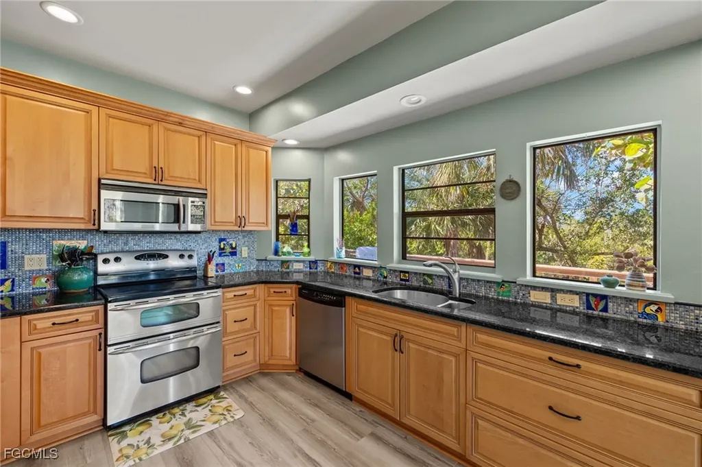 4631 Bowen Bayou Road Sanibel FL 33957