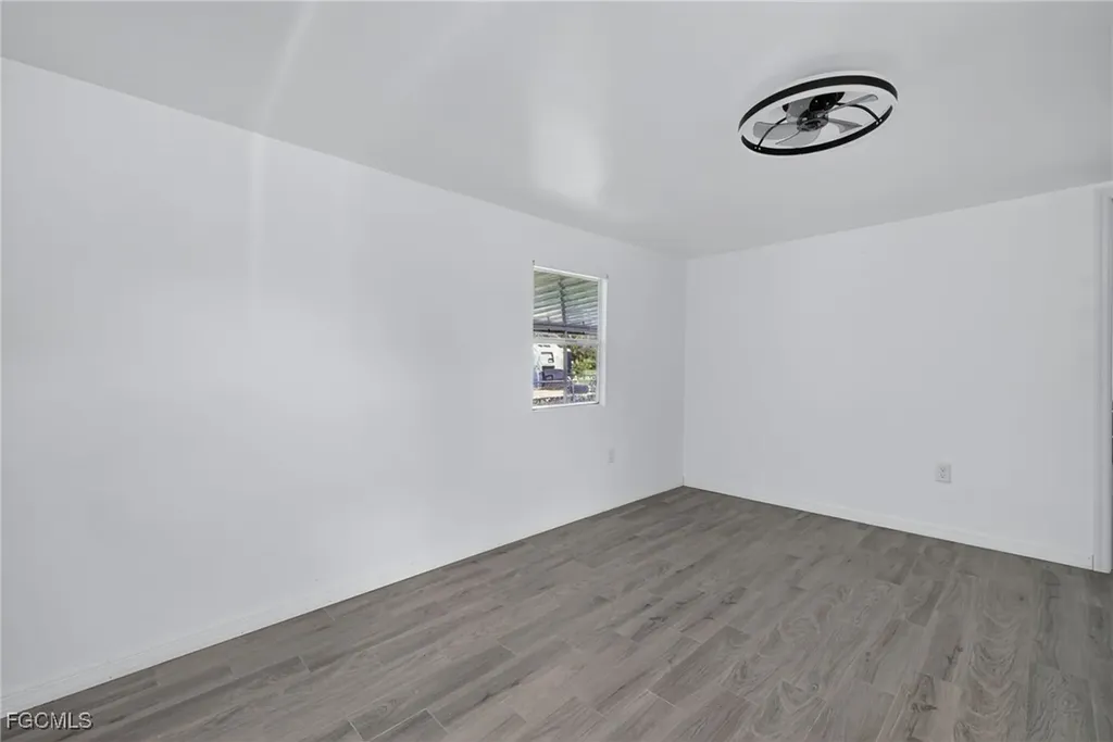 3742 Unique Circle Fort Myers FL 33908