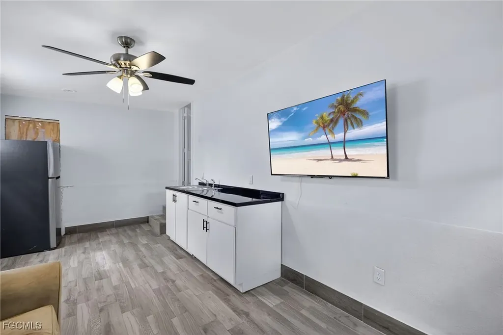 3742 Unique Circle Fort Myers FL 33908