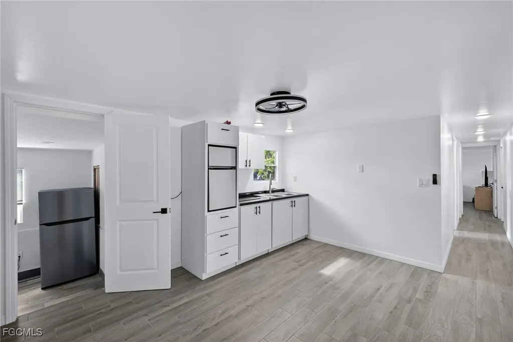 3742 Unique Circle Fort Myers FL 33908