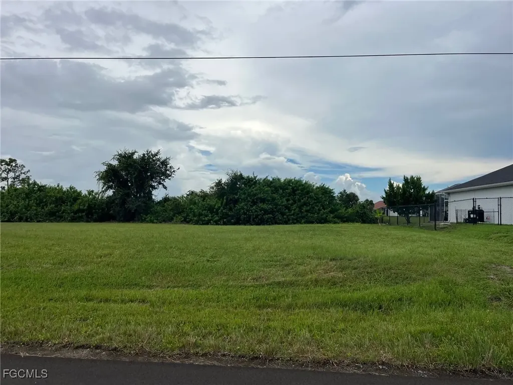 2610 NW 10th Street Cape Coral FL 33993