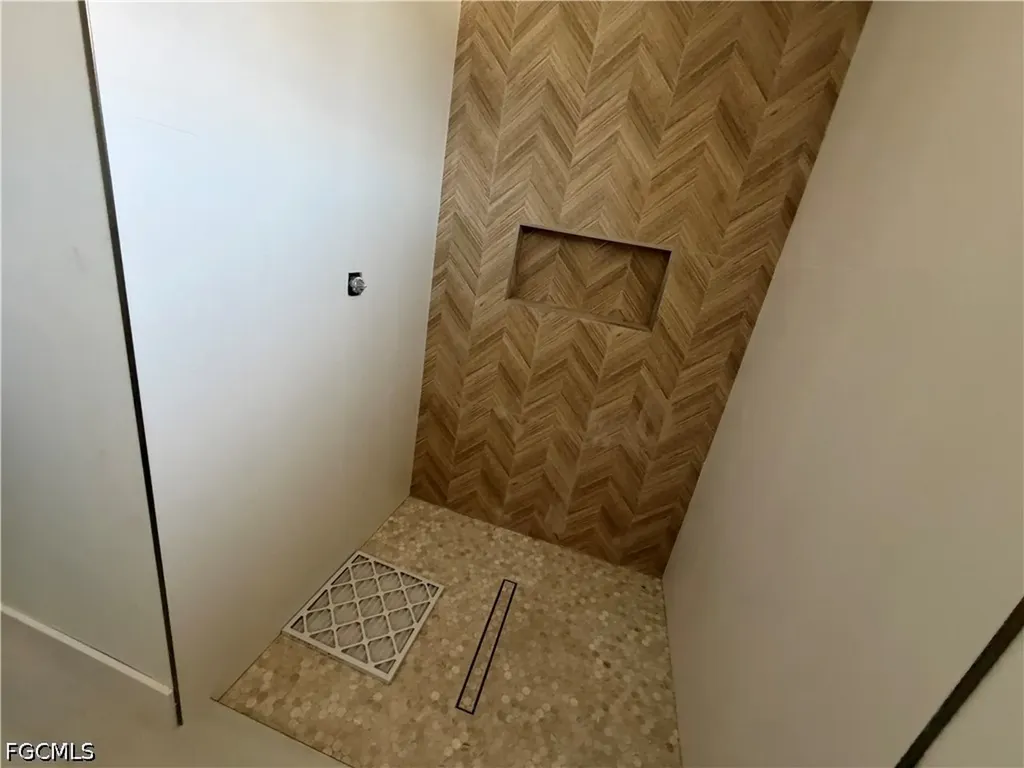 3821 NW 22nd Terrace Cape Coral FL 33993