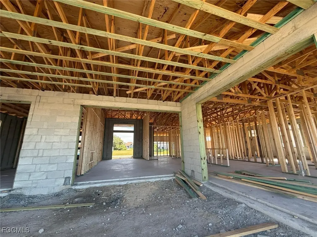 3821 NW 22nd Terrace Cape Coral FL 33993