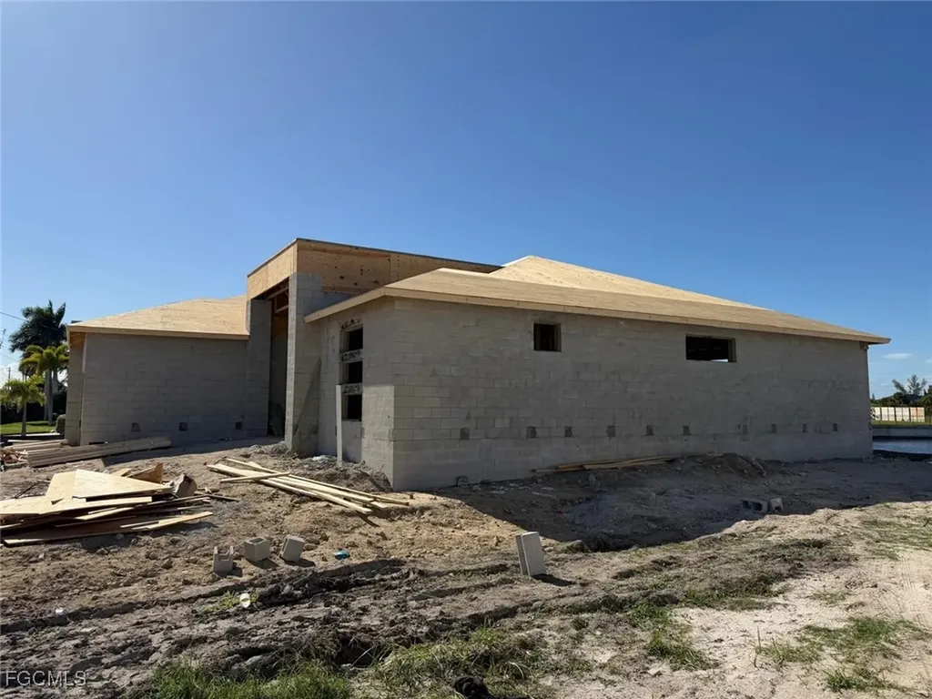 3821 NW 22nd Terrace Cape Coral FL 33993