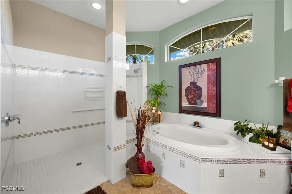 3433 SW 27th Avenue Cape Coral FL 33914
