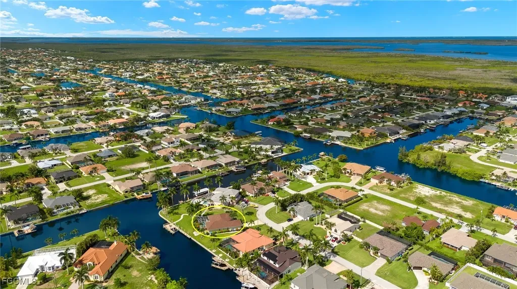 3433 SW 27th Avenue Cape Coral FL 33914