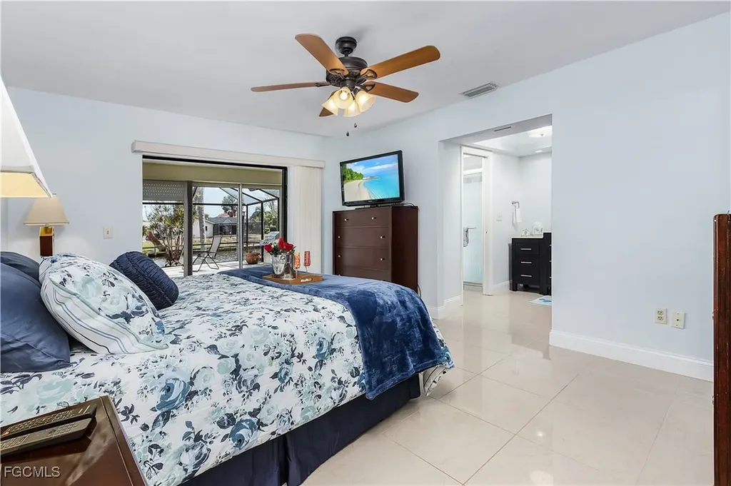 618 Archer Parkway W Cape Coral FL 33904