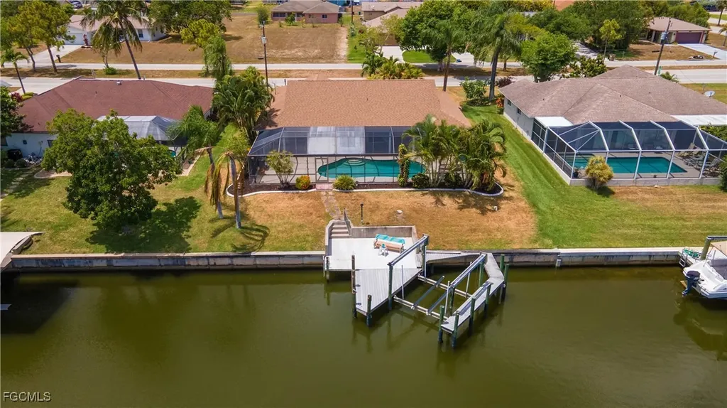 618 Archer Parkway W Cape Coral FL 33904