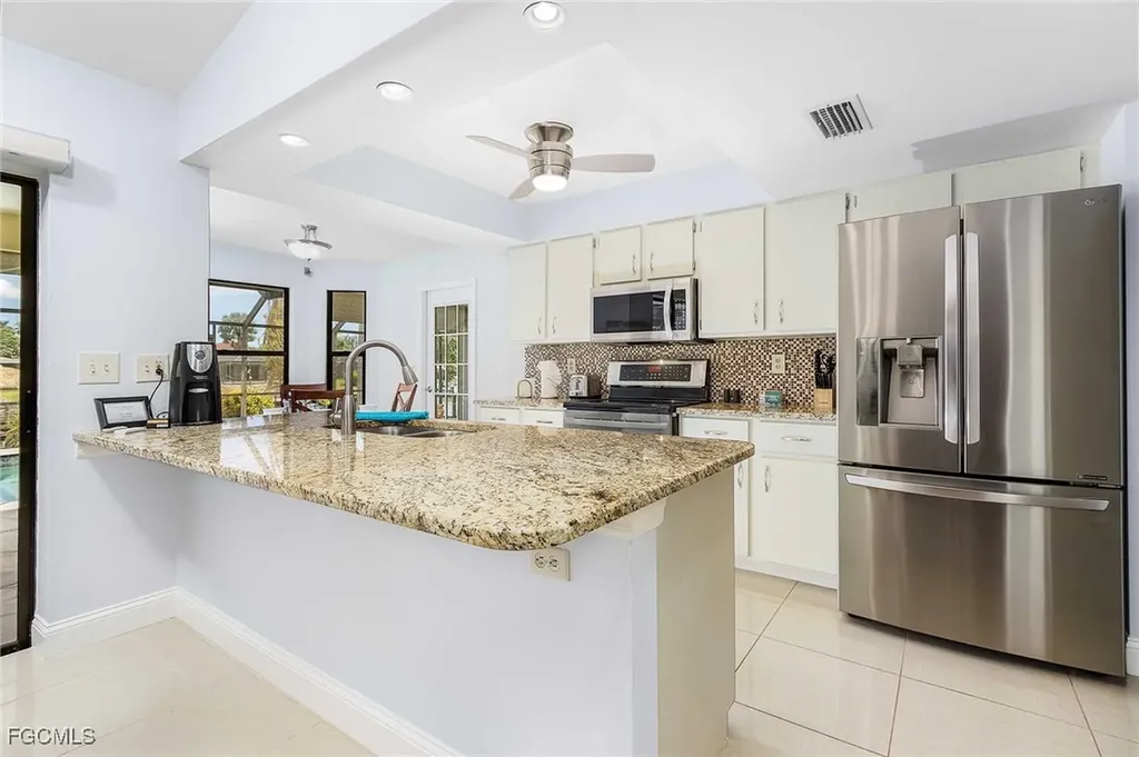 618 Archer Parkway W Cape Coral FL 33904