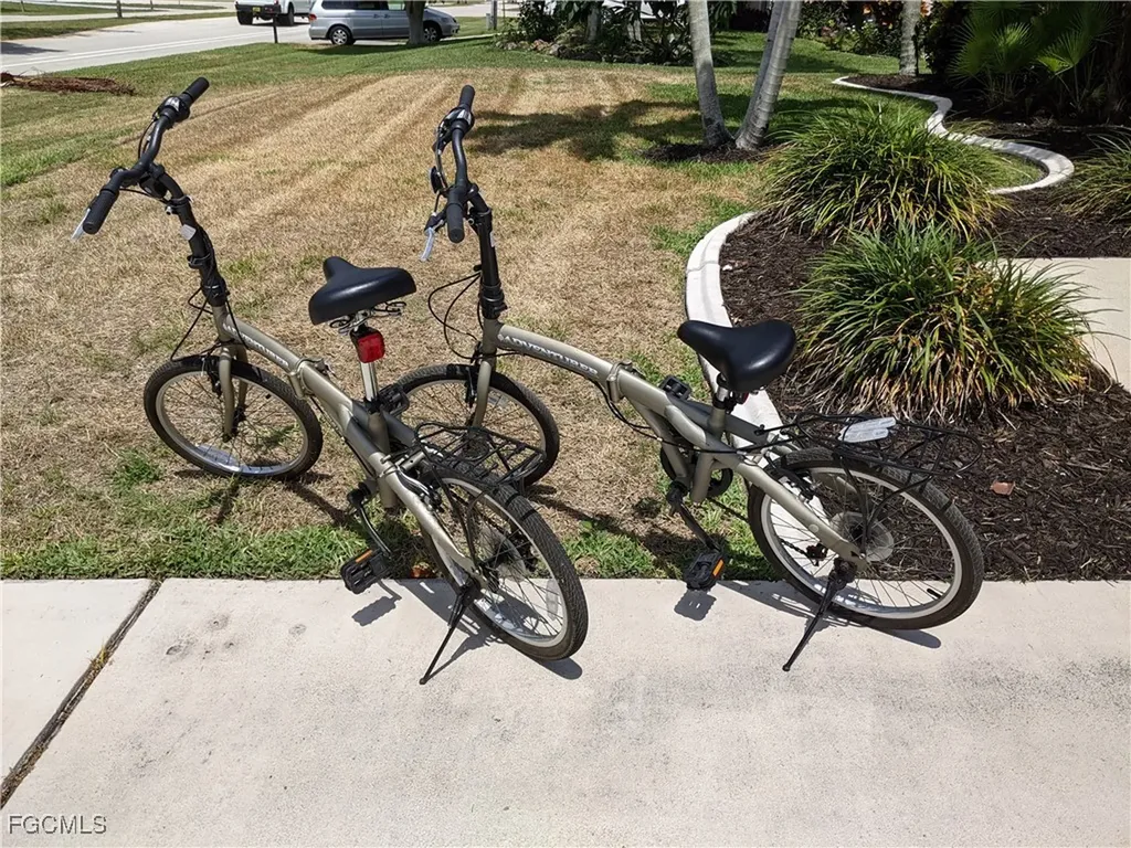 618 Archer Parkway W Cape Coral FL 33904