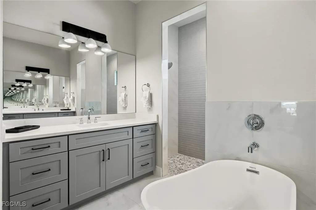 5240 Tower Drive Cape Coral FL 33904