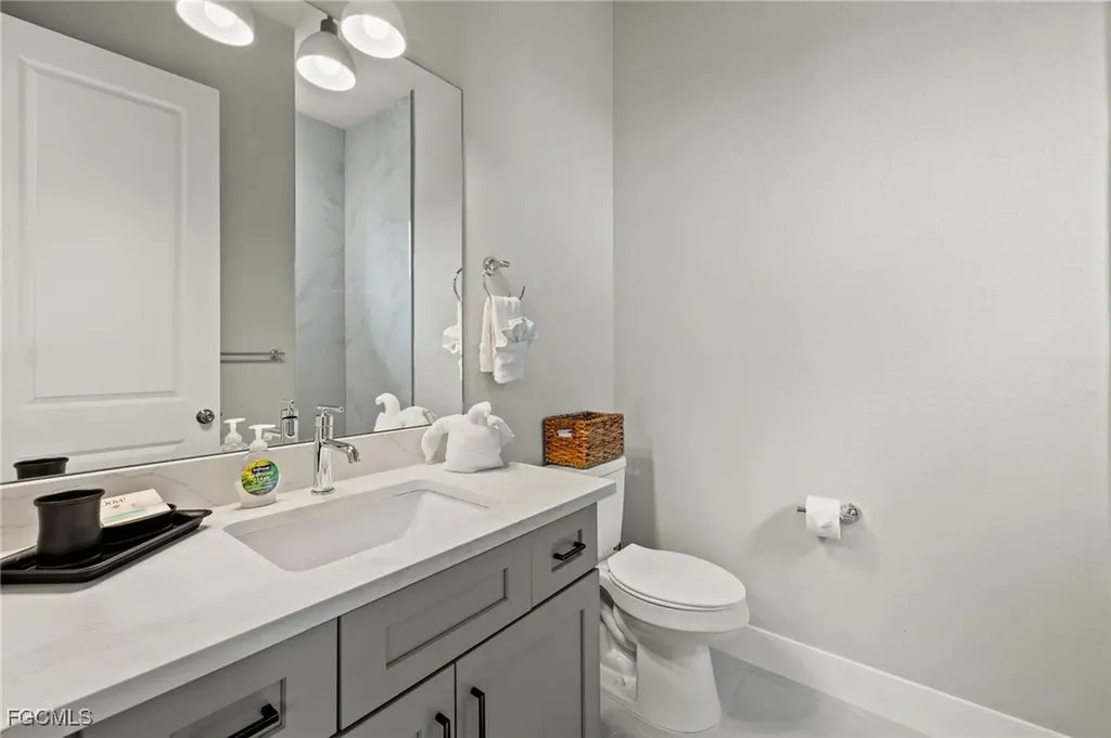 5240 Tower Drive Cape Coral FL 33904