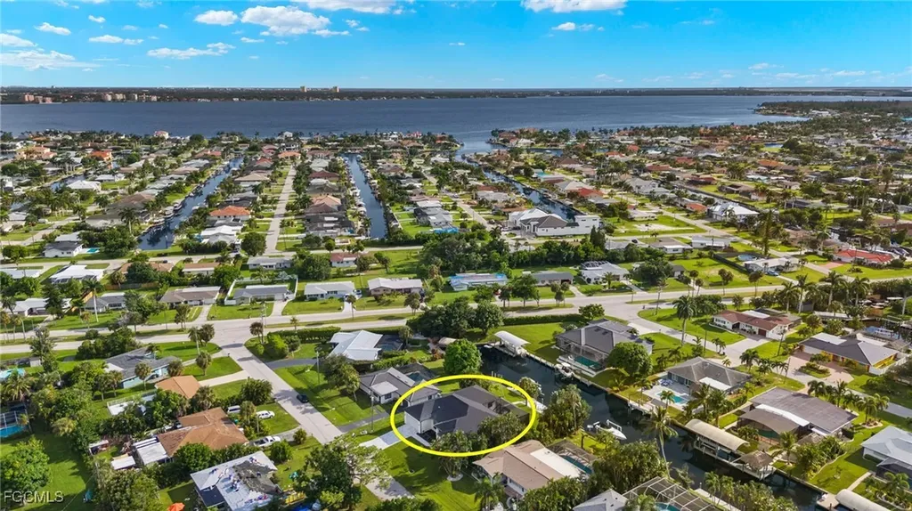 5240 Tower Drive Cape Coral FL 33904