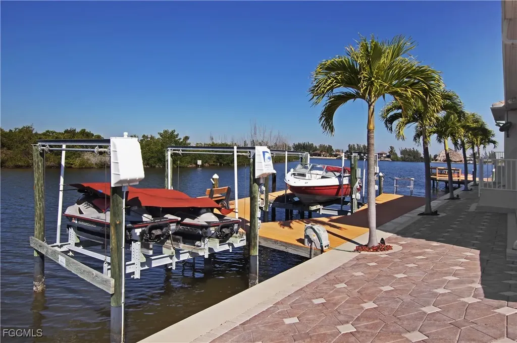 4323 NW 24th Terrace Cape Coral FL 33993