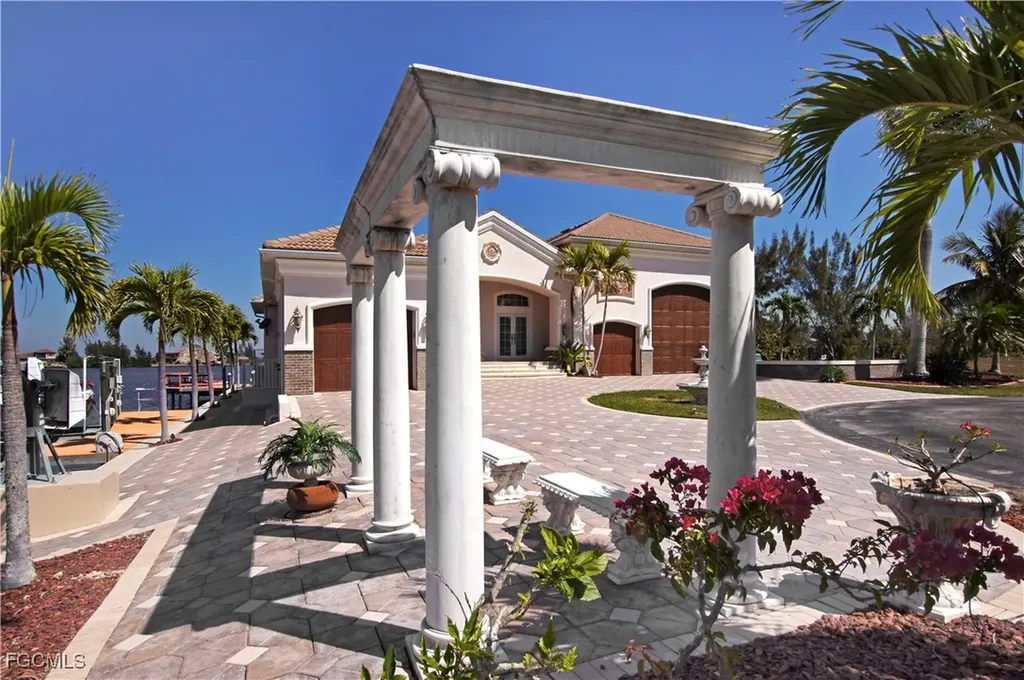 4323 NW 24th Terrace Cape Coral FL 33993
