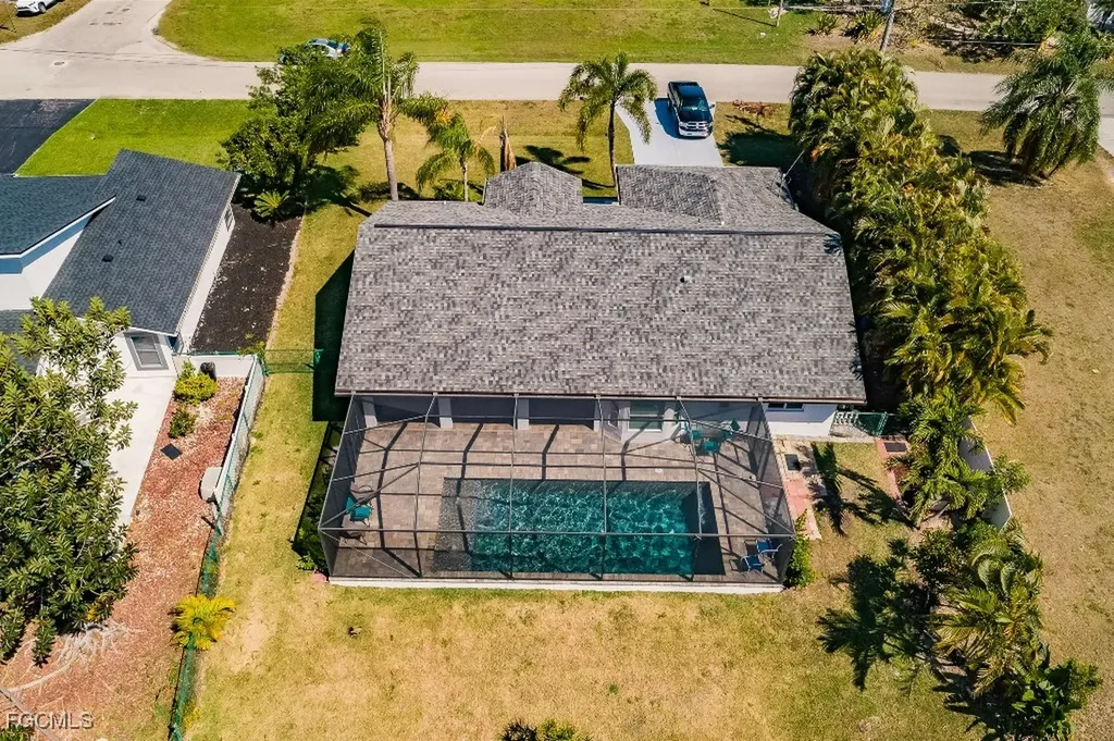 8 NE 8th Place Cape Coral FL 33909