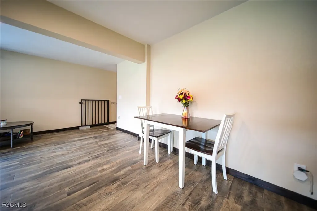 5961 Pangola Road Fort Myers FL 33905