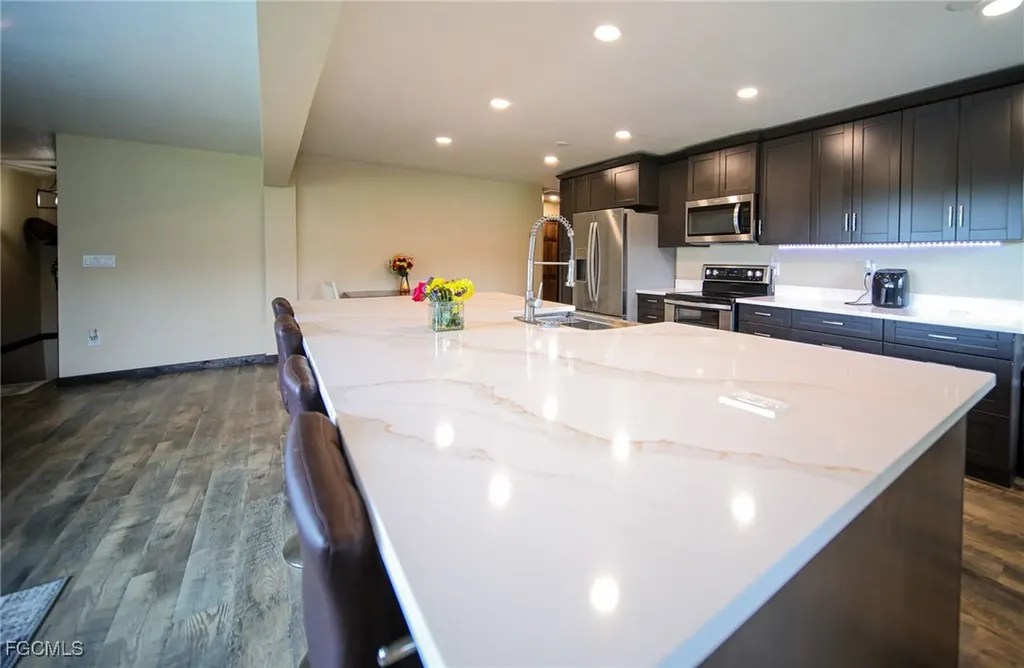 5961 Pangola Road Fort Myers FL 33905