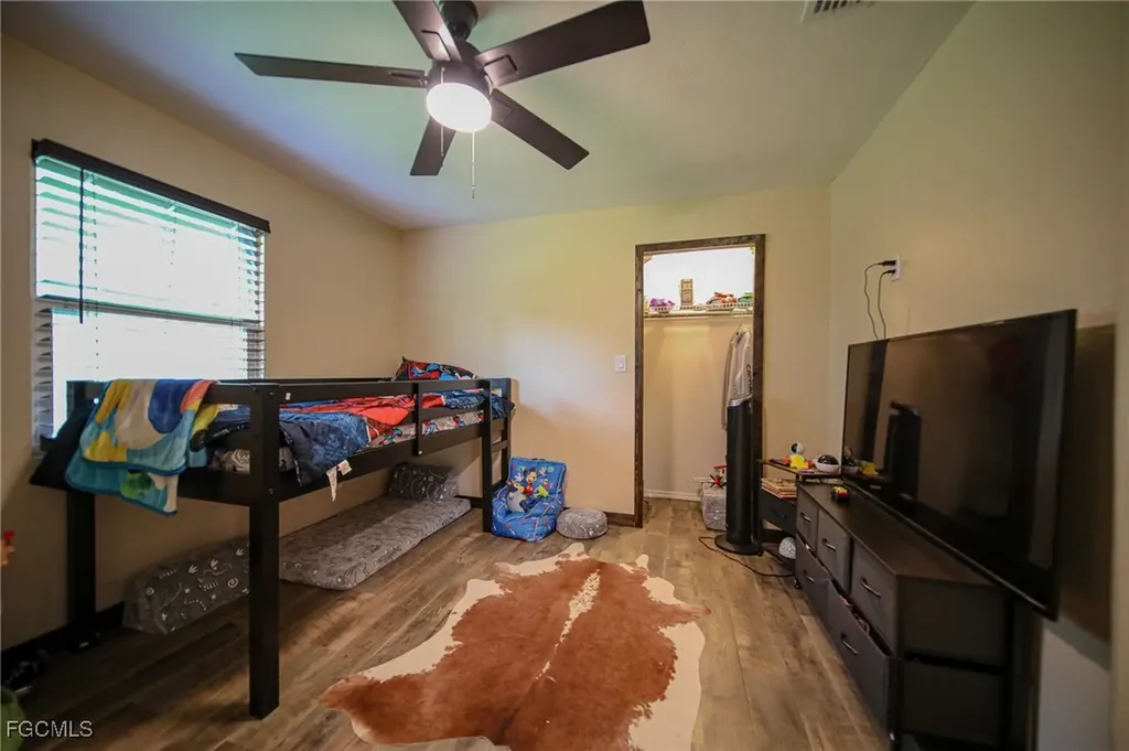 5961 Pangola Road Fort Myers FL 33905