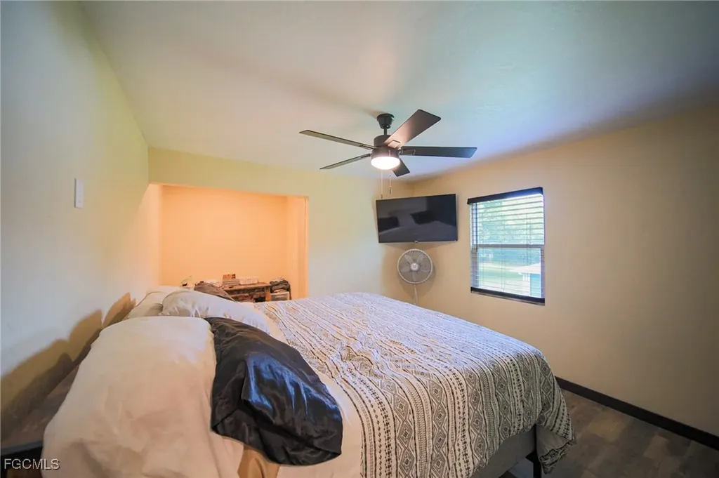 5961 Pangola Road Fort Myers FL 33905