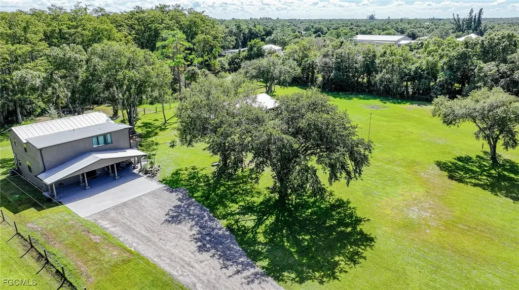 5961 Pangola Road Fort Myers FL 33905