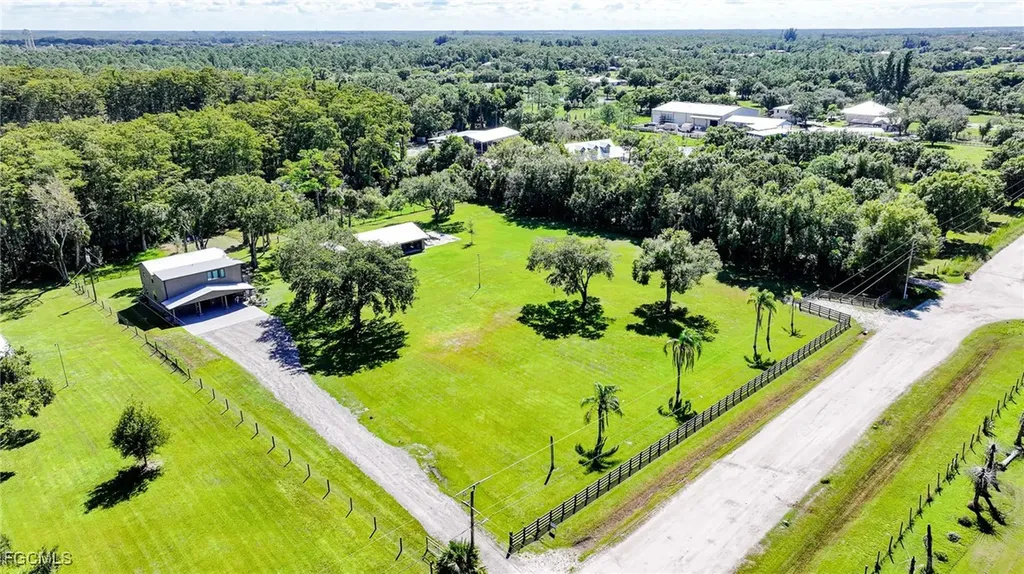 5961 Pangola Road Fort Myers FL 33905