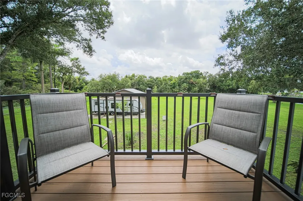 5961 Pangola Road Fort Myers FL 33905