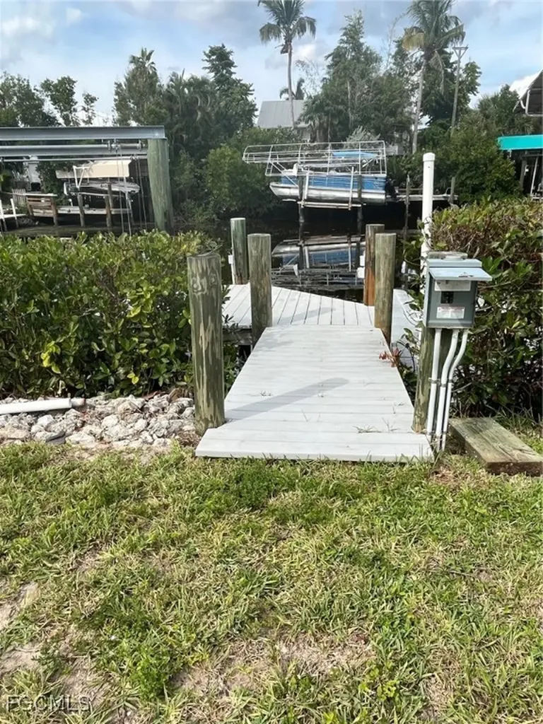 5414 Martin Cove Bokeelia FL 33922
