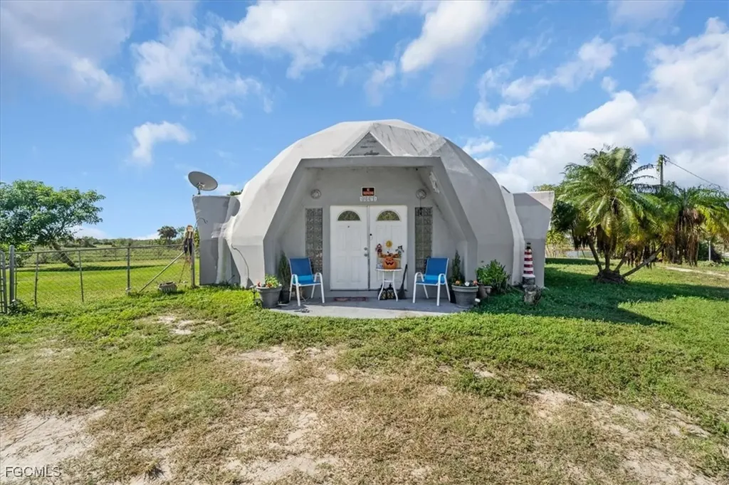 15871 Huffmaster Road North Fort Myers FL 33917