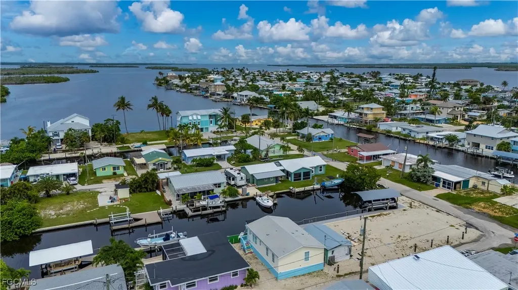 2634 Coco Plum Drive Matlacha FL 33993