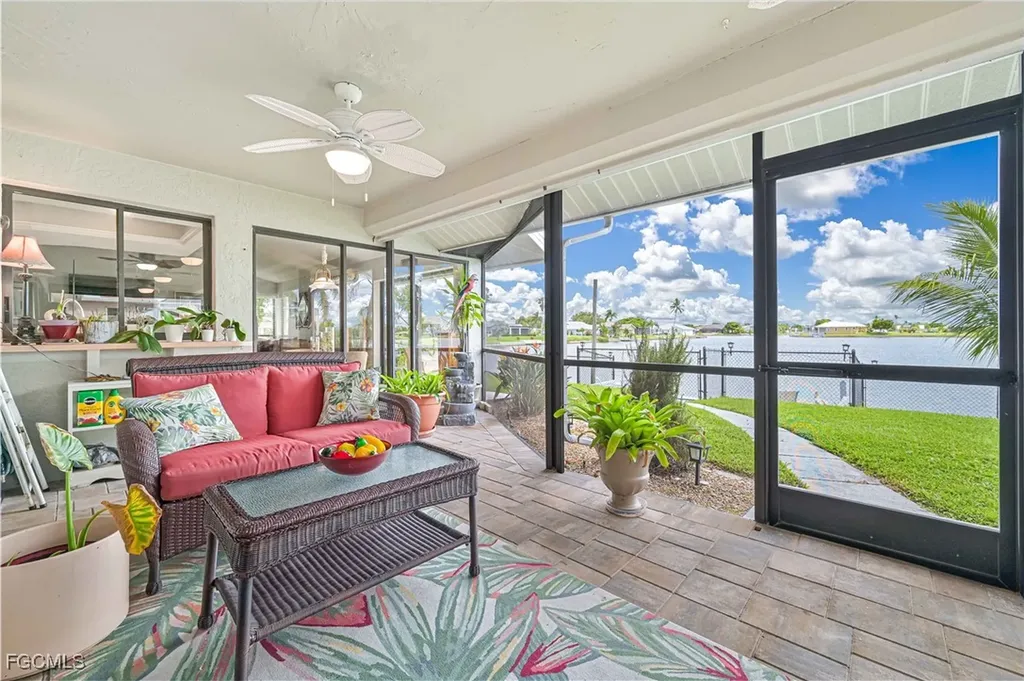 205 SE 8th Place Cape Coral FL 33990