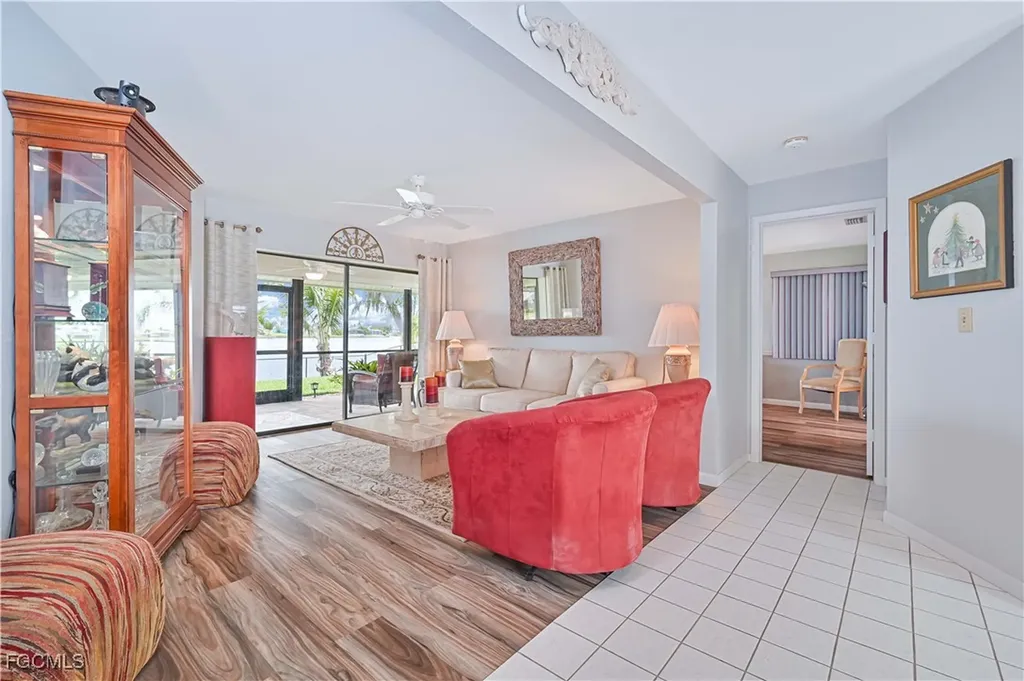 205 SE 8th Place Cape Coral FL 33990