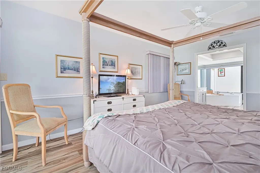 205 SE 8th Place Cape Coral FL 33990
