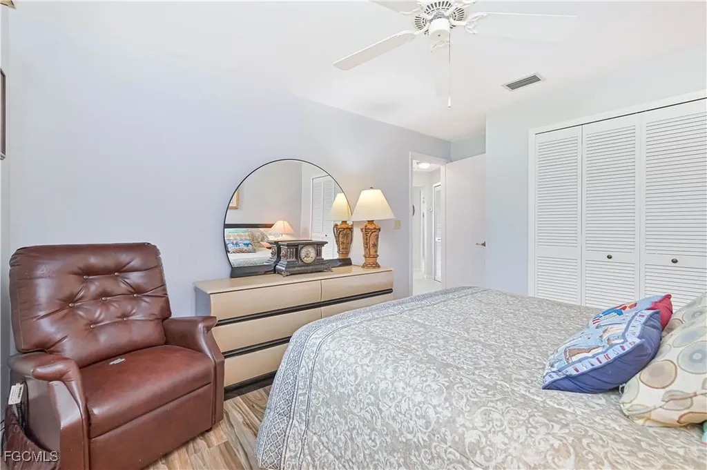 205 SE 8th Place Cape Coral FL 33990
