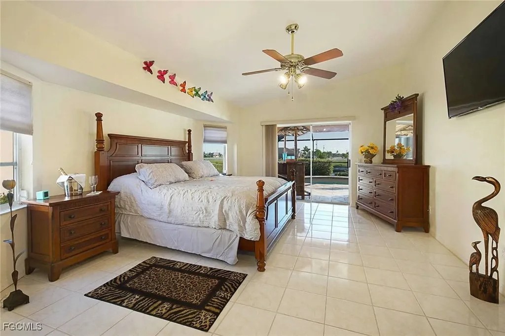 105 SW 39th Place Cape Coral FL 33991