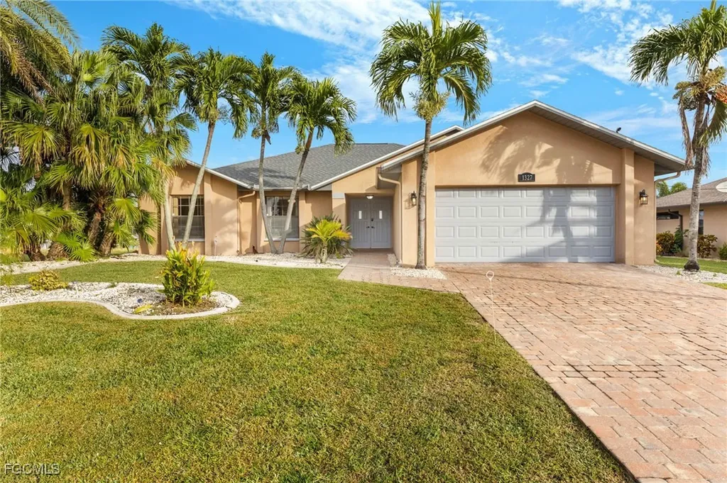 1327 SE 17th Street Cape Coral FL 33990