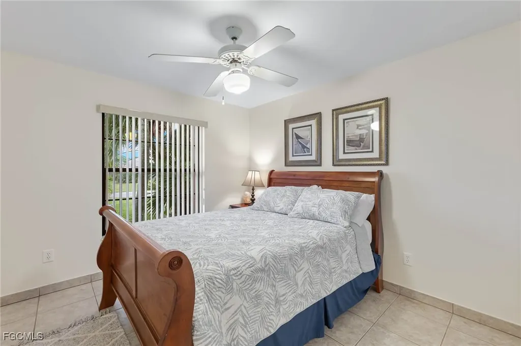 1327 SE 17th Street Cape Coral FL 33990