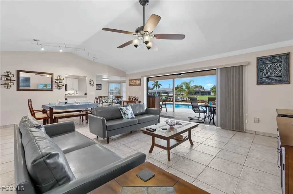1327 SE 17th Street Cape Coral FL 33990